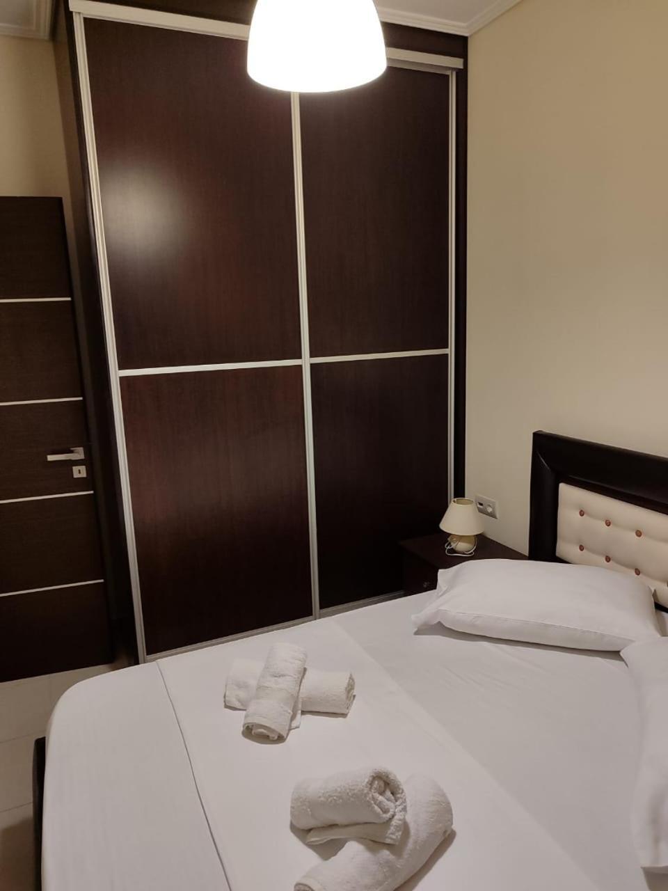 Adam Apartments Saranda Extérieur photo